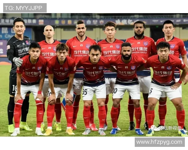 武汉足球队在欧锦赛中的团队协作表现分析与点评